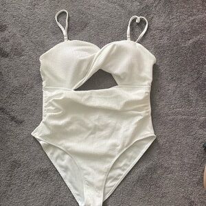 Bathing suit, never worn